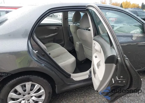 2013 Toyota Corolla Le из США, поврежденный, VIN 2T1BU4EE3DC923772